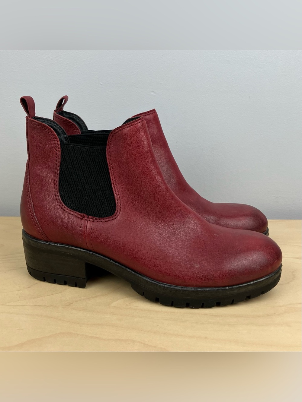 Salvia Women’s Size 37 / 6.5 Sheep Leather Heeled Chelsea Boots Rhubarb Red